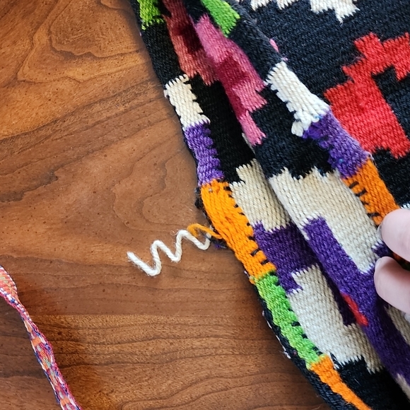 VINTAGE handmade woven bag - Picture 3 of 12